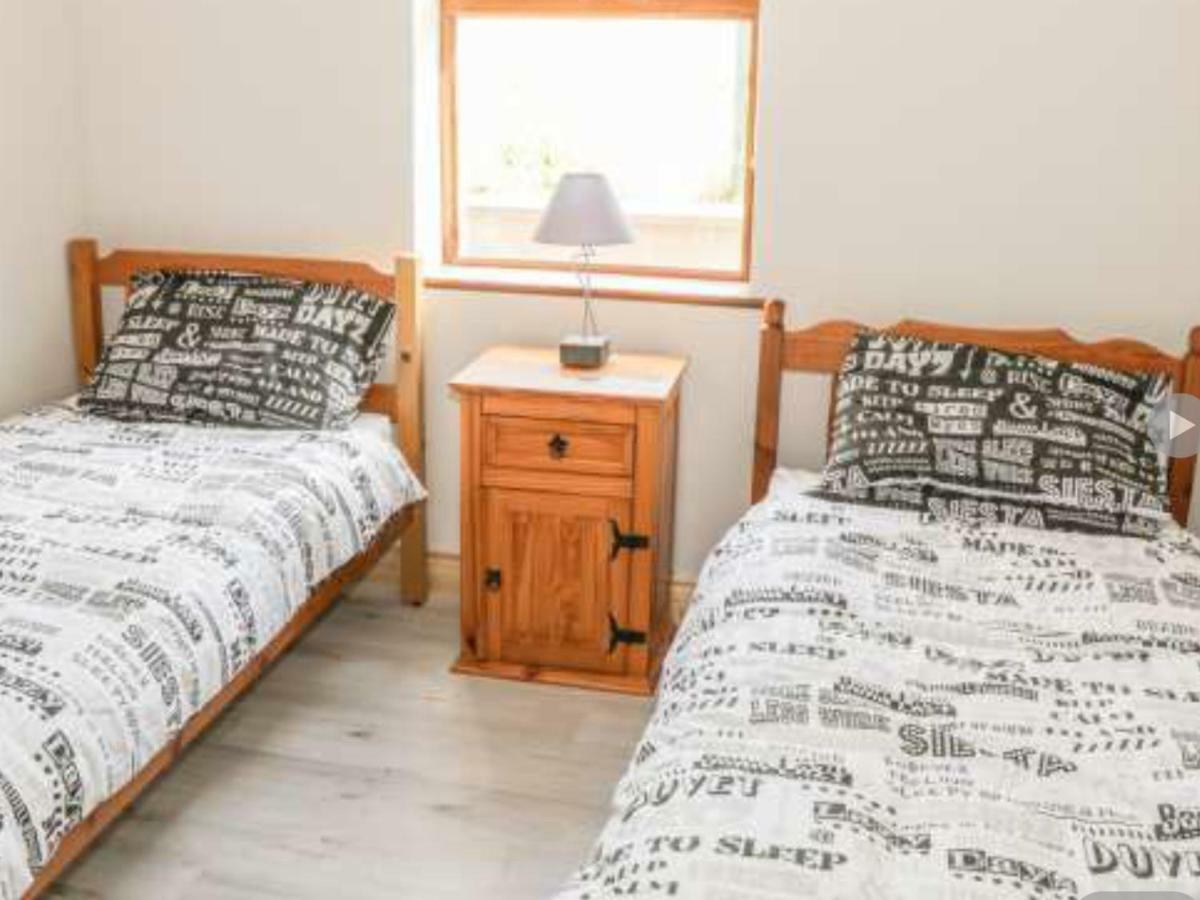 Reek View - Two Bedroom Cottage Westport Exterior foto